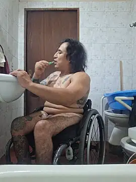 Rueditasss online show from April 2, 12:34 pm