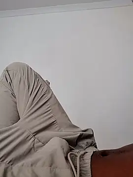 Snapshot of dddickplace chatting on October 15, 12:46 pm dddickplace online show from October 15, 12:46 pm