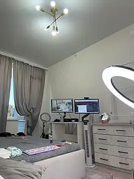 ChloeBrut online show from June 25, 12:08 am