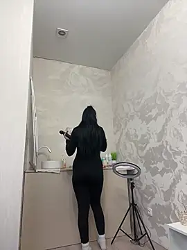 ChloeBrut online show from May 28, 11:54 pm