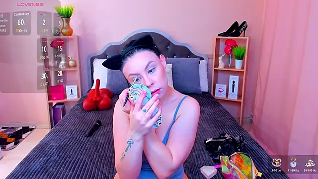 ChloeBrut online show from November 10, 12:37 am