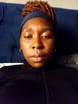 sexysmalldaily04 online show from November 7, 9:25 am