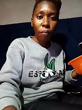 sexysmalldaily04 online show from November 17, 6:28 am