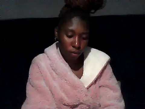 sexysmalldaily04 online show from October 25, 7:14 pm