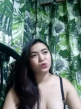 XxxHotCouples4u online show from April 2, 8:32 am