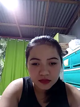 XxxHotCouples4u online show from April 3, 2:45 pm