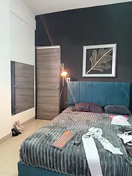 valentina herrrera online show from March 24, 4:29 pm