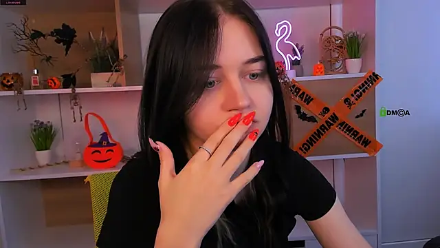 miki ti online show from October 30, 9:29 am