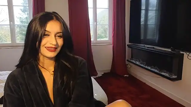 Lailawick online show from November 15, 2:54 pm