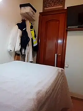 juliatoo online show from April 29, 10:05 pm