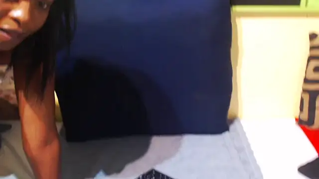 TallEbonyBabe online show from May 30, 4:52 am