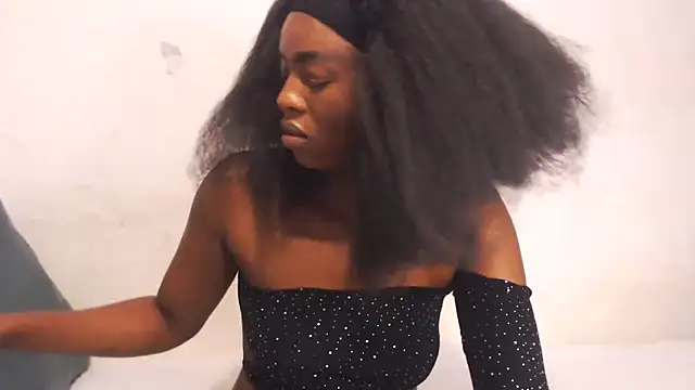 TallEbonyBabe online show from February 9, 4:32 am