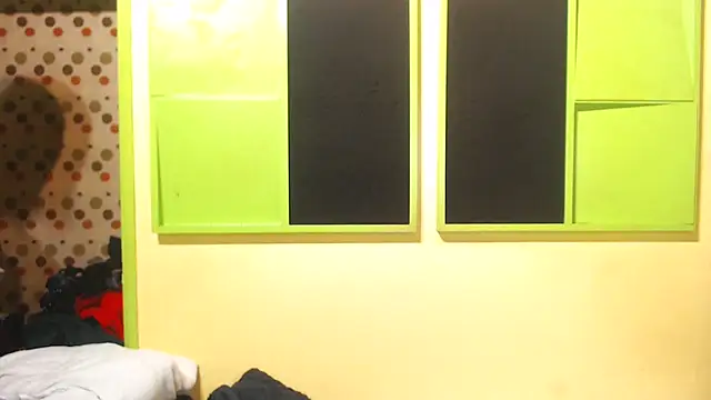 TallEbonyBabe online show from May 5, 4:04 am