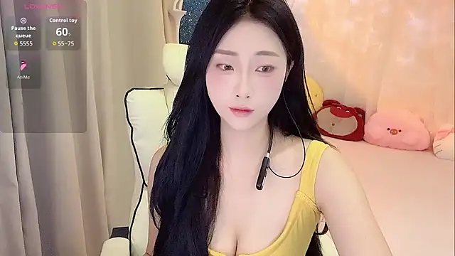 Snapshot of Ximi1 chatting on December 2, 10:55 pm Ximi1 online show from December 2, 10:55 pm