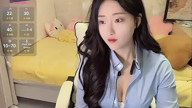 Snapshot of Ximi1 chatting on October 28, 9:58 pm Ximi1 online show from October 28, 9:58 pm