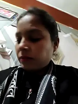 Anshika1431 online show from December 4, 3:16 am