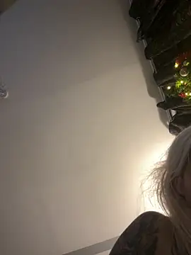 CherryXOX- online show from December 4, 8:08 pm