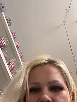 CherryXOX- online show from November 1, 10:53 am