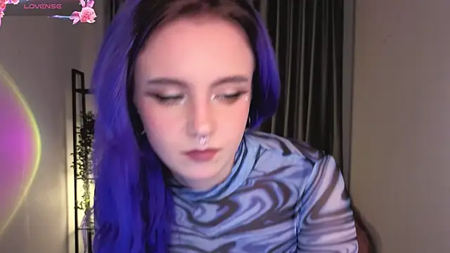 AleksaDivine online show from October 17, 9:05 pm