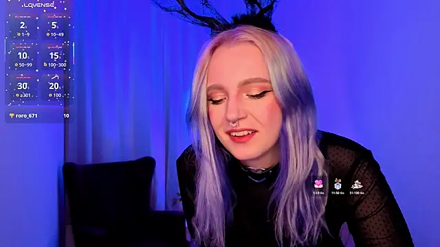 AleksaDivine online show from November 4, 9:40 pm