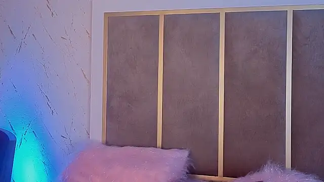 Elizabeth bennett 6 online show from November 13, 12:09 pm