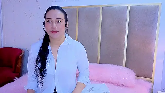 Elizabeth bennett 6 online show from November 12, 11:47 am