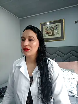 Elizabeth bennett 6 online show from April 16, 5:14 pm