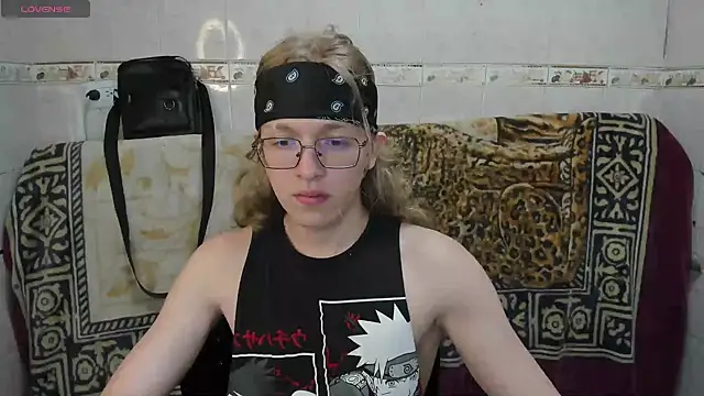 Snapshot of Bookjinn chatting on January 15, 5:44 am Bookjinn online show from January 15, 5:44 am