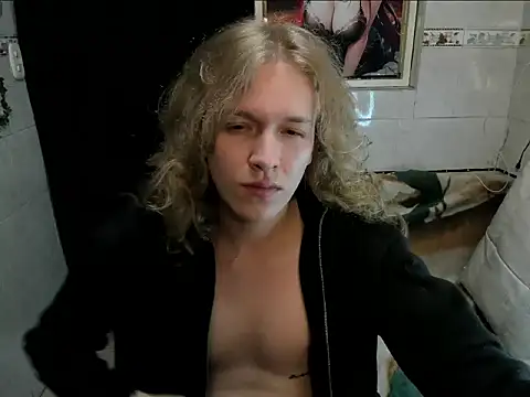 Snapshot of Bookjinn chatting on January 8, 6:30 am Bookjinn online show from January 8, 6:30 am