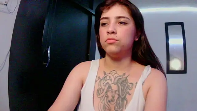 adri gomez1 online show from November 6, 6:28 am