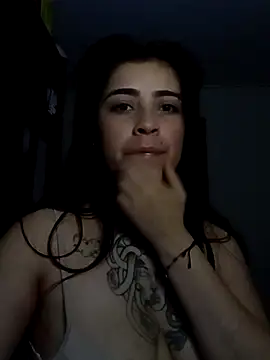 adri gomez1 online show from November 15, 8:18 am