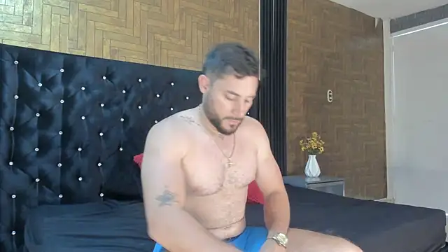 Snapshot of alexandro_black chatting on November 2, 8:14 pm alexandro black online show from November 2, 8:14 pm