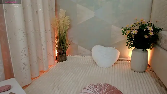 Merry  Star online show from November 4, 6:11 pm