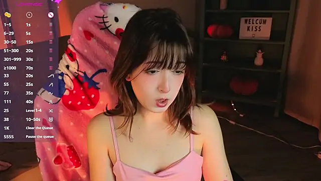 Snapshot of Soffi_Toffi chatting on December 3, 10:25 am Soffi Toffi online show from December 3, 10:25 am