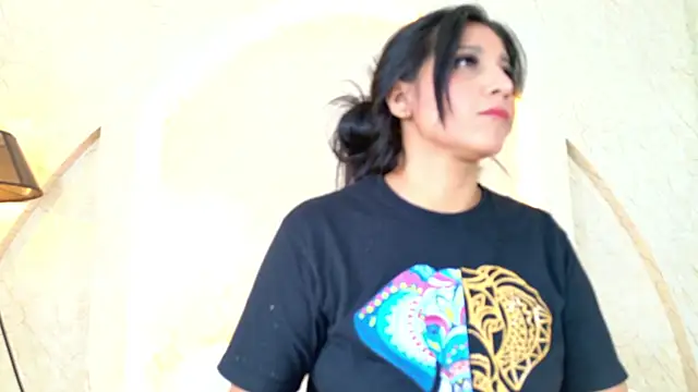 Snapshot of Antonella_Russo1 chatting on July 3, 1:28 pm Antonella Russo1 online show from July 3, 1:28 pm