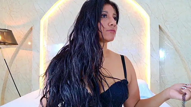 Snapshot of Antonella_Russo1 chatting on July 8, 1:23 pm Antonella Russo1 online show from July 8, 1:23 pm