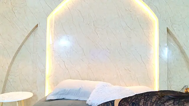 Antonella Russo1 online show from May 19, 1:40 pm