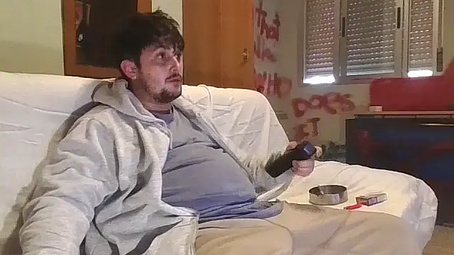 Snapshot of THEGLOBEZONEXXX chatting on February 26, 4:18 pm THEGLOBEZONEXXX online show from February 26, 4:18 pm