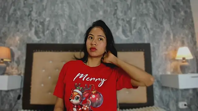 EuphoriaSavage online show from December 18, 1:37 pm