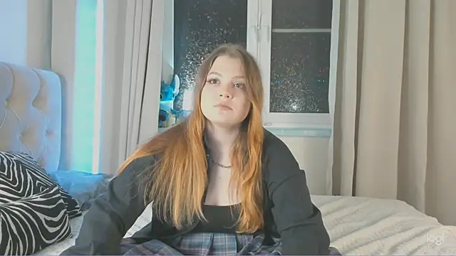 Snapshot of EvaBelial666 chatting on October 18, 12:34 am EvaBelial666 online show from October 18, 12:34 am