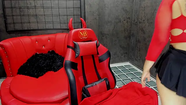 scarlett montoya online show from October 28, 11:53 am