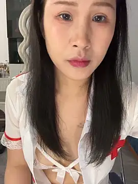 littlesluttycat online show from February 10, 3:33 pm