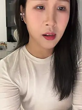 littlesluttycat online show from February 12, 3:56 pm