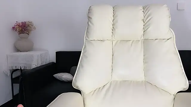 Snapshot of littlesluttycat chatting on October 27, 7:26 pm littlesluttycat online show from October 27, 7:26 pm