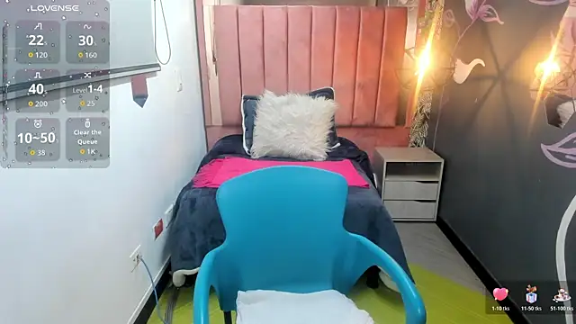 Snapshot of Rachel__Jonees chatting on November 26, 12:16 pm Rachel Jonees online show from November 26, 12:16 pm