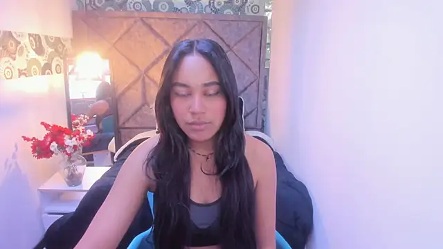 Snapshot of Rachel__Jonees chatting on October 25, 11:53 am Rachel Jonees online show from October 25, 11:53 am