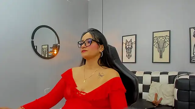 Snapshot of AlexandraMilff chatting on November 29, 11:49 pm AlexandraMilff online show from November 29, 11:49 pm