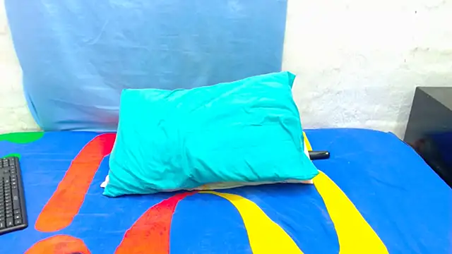 DaisyGirlxx online show from March 20, 10:33 pm