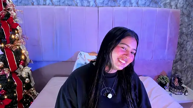 lilithst  online show from December 21, 8:53 pm