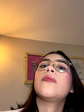 Julietalcl online show from November 24, 11:05 pm